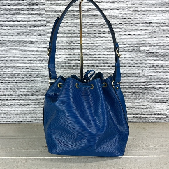 Louis Vuitton Petit Noe Blue Epi M44105 - Picture 2 of 16